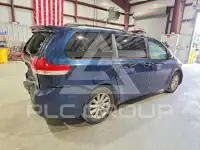2011 Toyota SIENNA фото