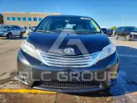 2011 Toyota SIENNA фото