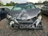 2011 Toyota SIENNA фото