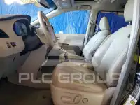 2011 Toyota SIENNA фото