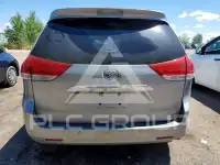 2011 Toyota SIENNA фото