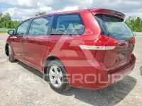 2011 Toyota SIENNA фото
