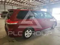 2011 Toyota SIENNA photo