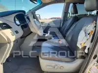2011 Toyota SIENNA photo