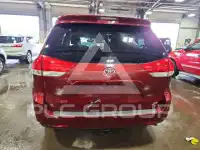2011 Toyota SIENNA фото