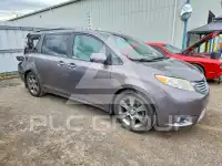 2011 Toyota SIENNA photo