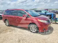 2011 Toyota SIENNA фото