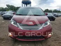 2011 Toyota SIENNA фото