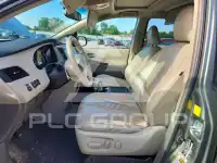 2011 Toyota SIENNA фото
