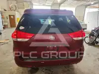 2011 Toyota SIENNA фото