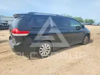 2011 Toyota SIENNA фото