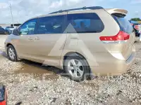 2011 Toyota SIENNA фото