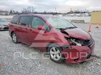 2011 Toyota SIENNA photo