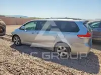 2011 Toyota SIENNA фото