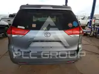 2011 Toyota SIENNA фото