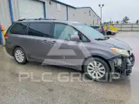 2011 Toyota SIENNA фото