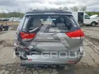 2011 Toyota SIENNA фото