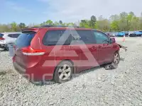 2011 Toyota SIENNA фото