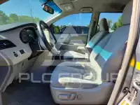 2011 Toyota SIENNA фото
