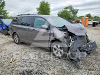 2011 Toyota SIENNA фото