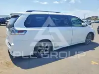 2011 Toyota SIENNA фото