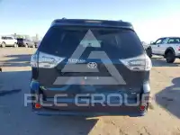 2011 Toyota SIENNA photo