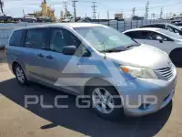 2011 Toyota SIENNA photo