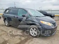 2011 Toyota SIENNA photo