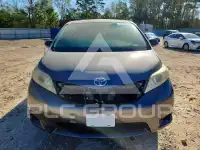 2011 Toyota SIENNA фото