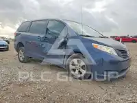 2011 Toyota SIENNA фото