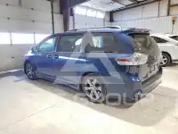2011 Toyota SIENNA фото