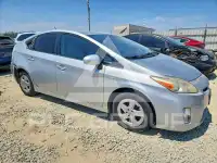 2011 Toyota PRIUS фото