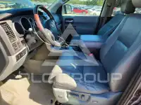 2011 Toyota SEQUOIA фото