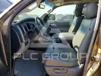 2011 Toyota SEQUOIA фото