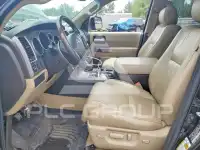 2011 Toyota SEQUOIA фото