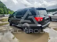 2011 Toyota SEQUOIA фото