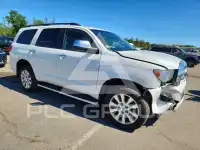 2011 Toyota SEQUOIA фото