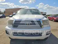 2011 Toyota SEQUOIA photo