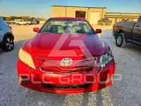 2011 Toyota CAMRY фото