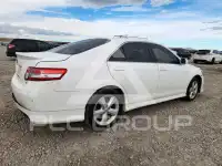 2011 Toyota CAMRY photo