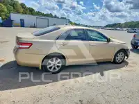 2011 Toyota CAMRY фото