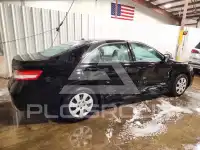 2011 Toyota CAMRY фото