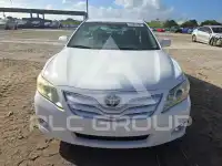 2011 Toyota CAMRY фото