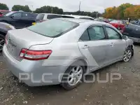 2011 Toyota CAMRY фото