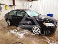 2011 Toyota CAMRY фото