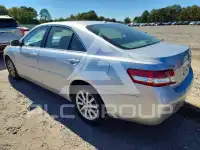 2011 Toyota CAMRY фото