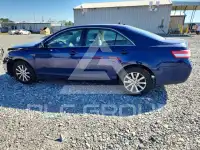 2011 Toyota CAMRY фото
