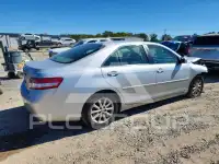 2011 Toyota CAMRY фото