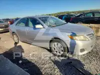 2011 Toyota CAMRY фото