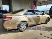 2011 Toyota CAMRY фото